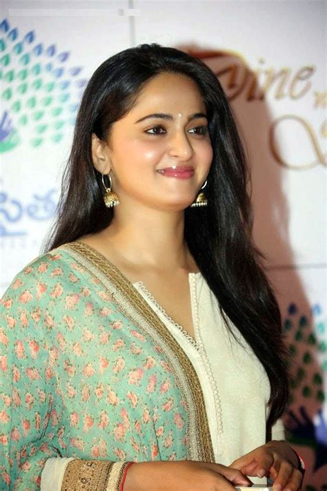 anushka shetty sexy pics|Official Anushka Shetty